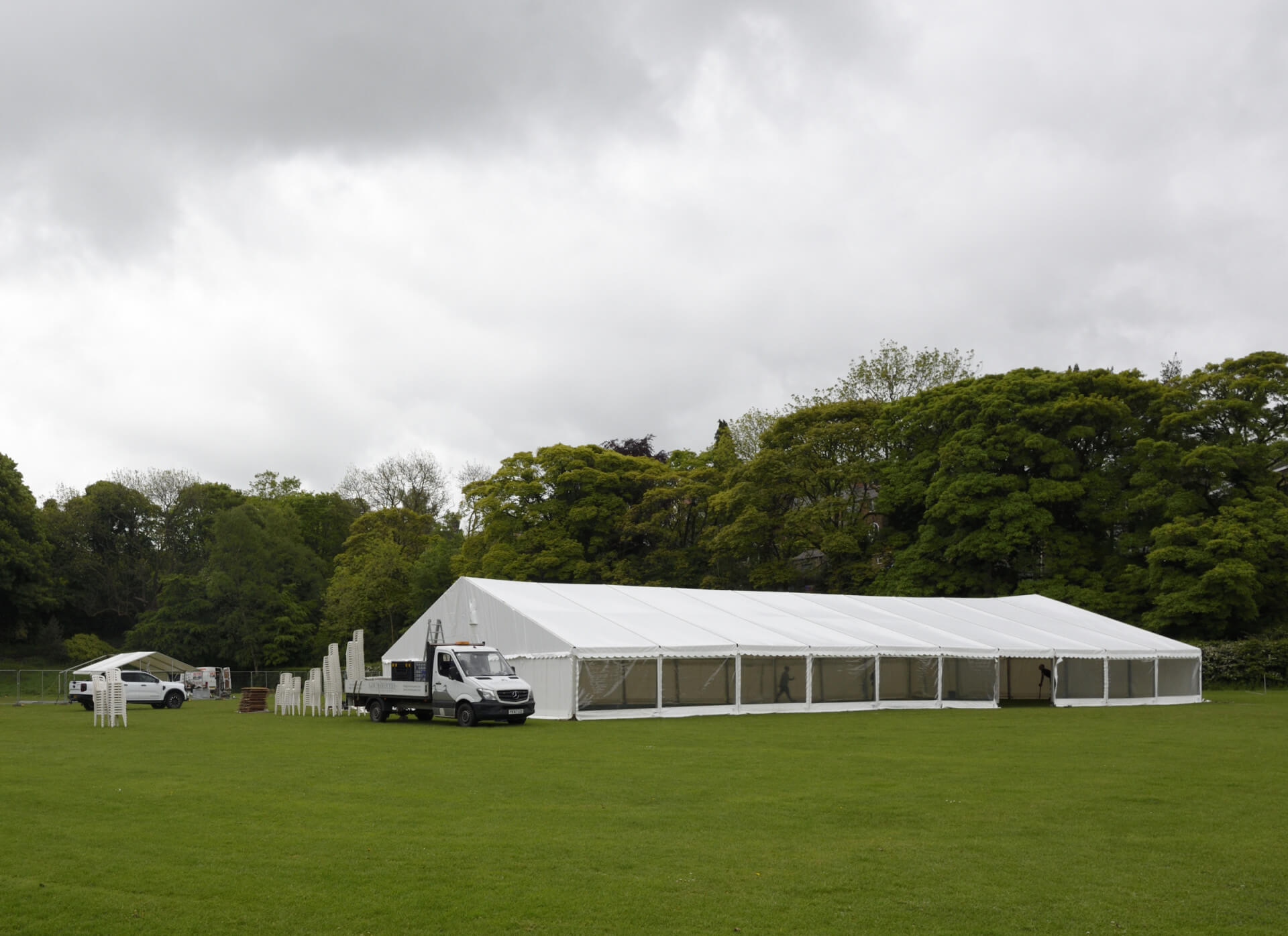 5318 beer tent complete