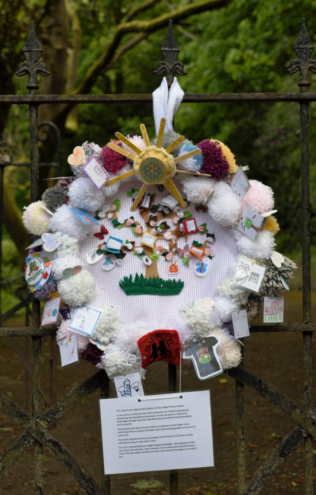 5093 Dean Valley yarn bomb