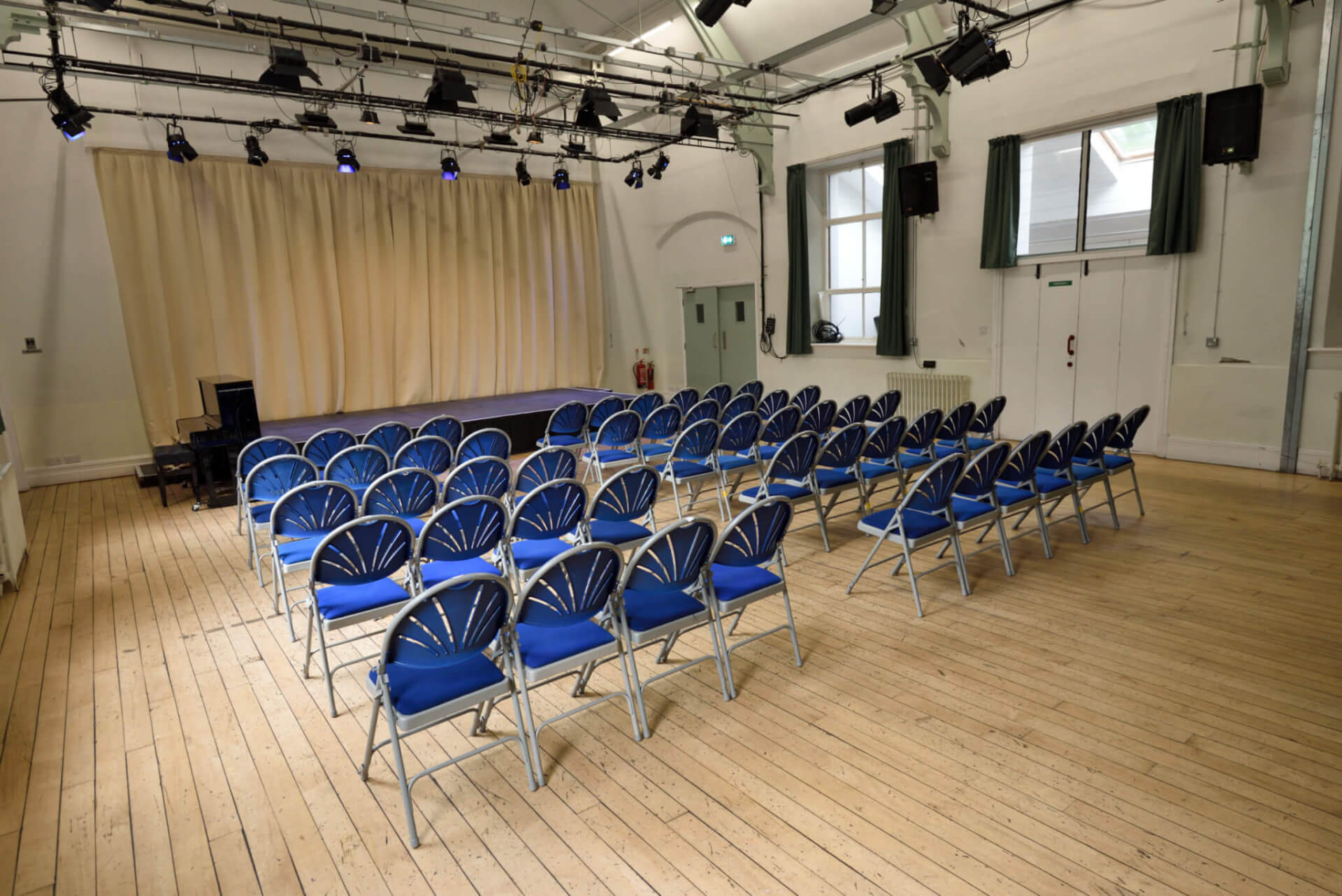 5160 Seating before