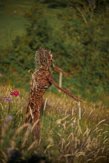 (c) Andrew Huggett