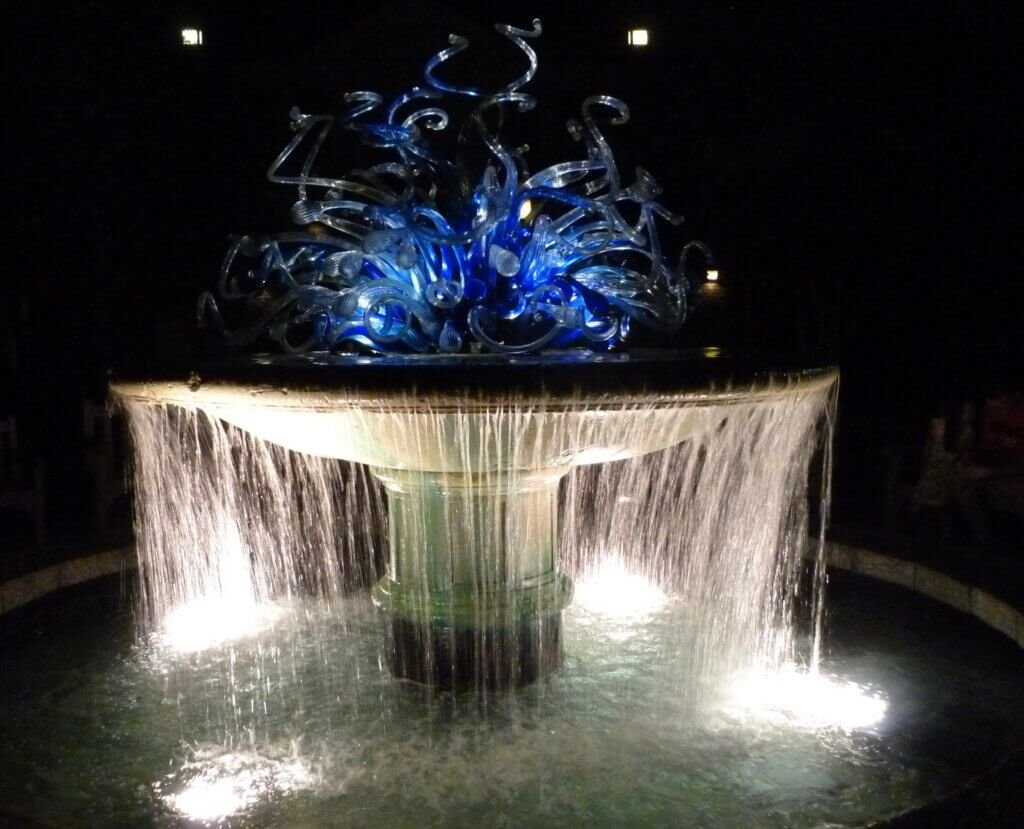 Chihuly fountain