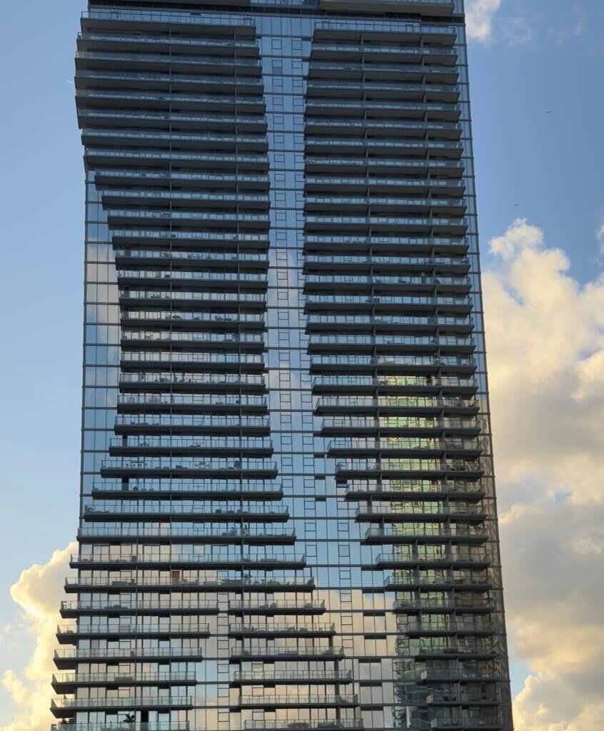 Zig Zag Condos